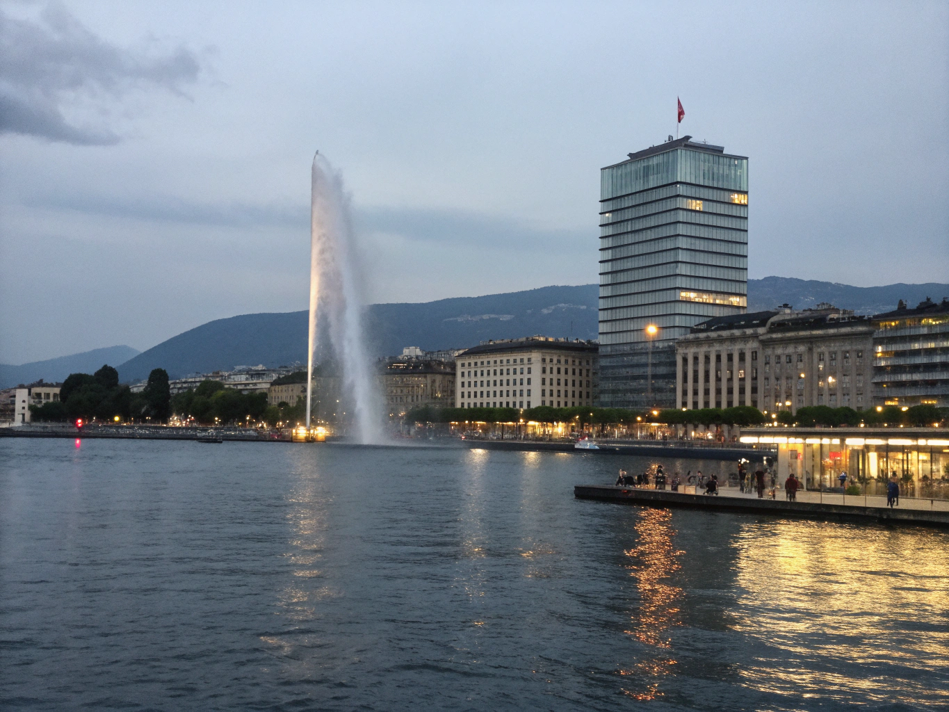 Service de chauffeur privé de Paris à Genève