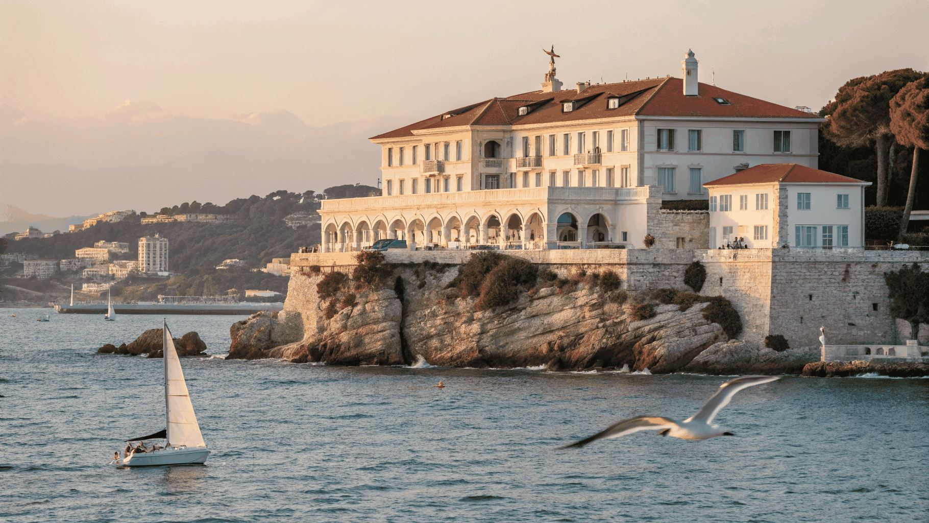 Cap d'Antibes et bord de mer