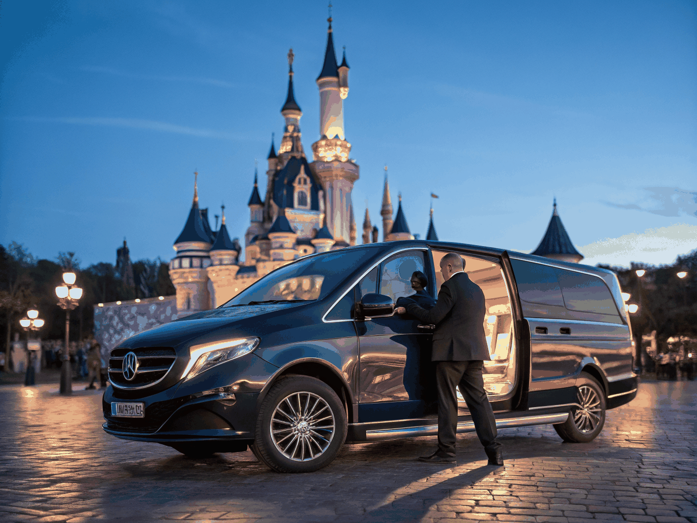 Transfert de luxe en van Mercedes pour Disneyland Paris